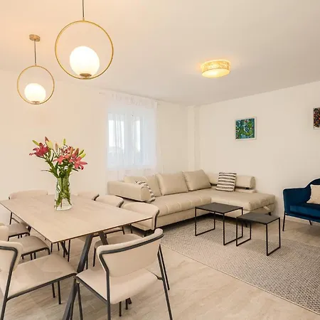 Apartment Luxury Diana *