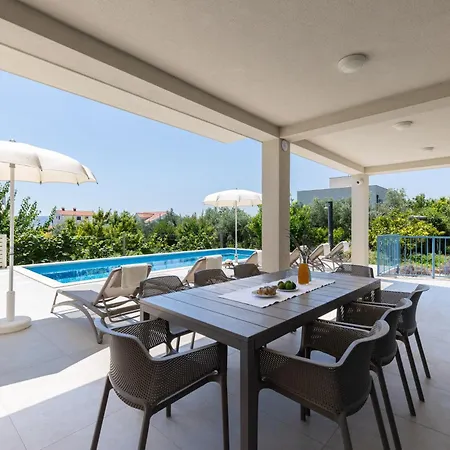 Luxury Diana * Kaštel Stari