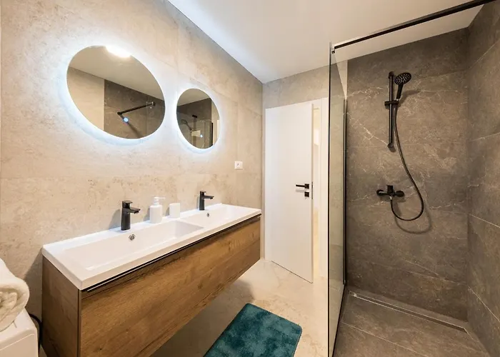 Luxury Diana * Kaštel Stari