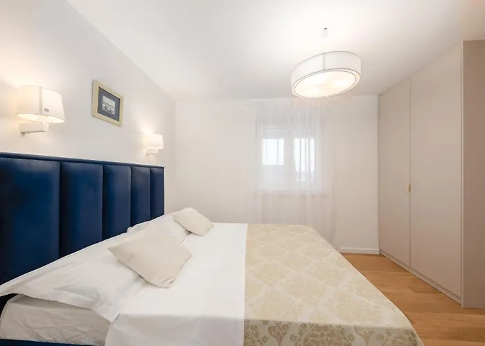 Luxury Diana * Kaštel Stari